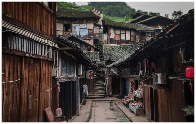 我们家拆迁之后户口本上门牌号变了，但是身份证上的没改？游戏画面